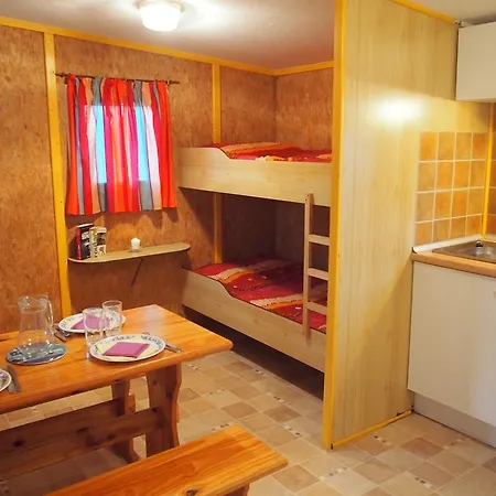 Camping Verdon אתר קמפינג 3*